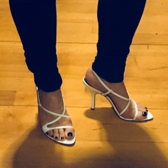 Iramo White Strappy Sandal Size 7 - Picture 7 of 8